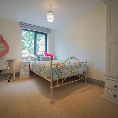 Guest house Trendy Rooms, Leeds - Sk *