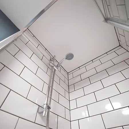 Trendy Rooms, Leeds - Sk