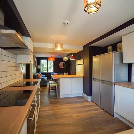 Trendy Rooms, Leeds - Sk Guest house